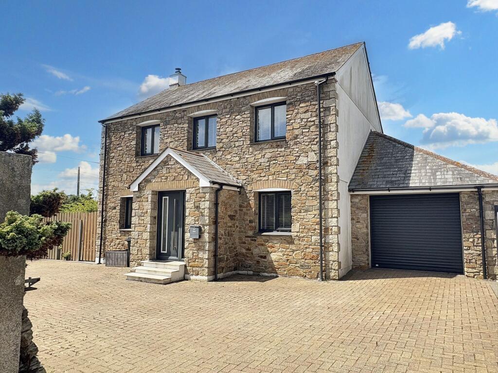 Main image of property: Gummows Shop, Newquay