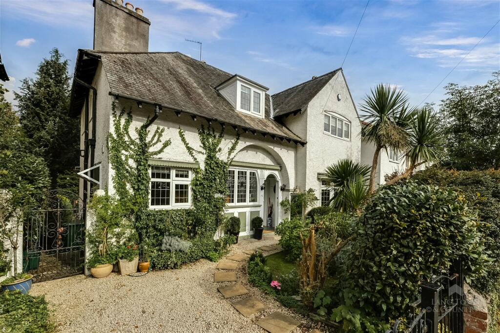 4 bedroom detached house for sale in Compton Park Road, Mannamead, Plymouth, PL3