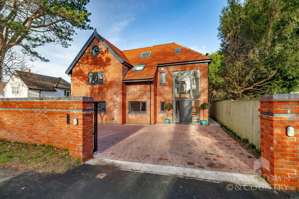 Main image of property: Powisland Drive, Derriford, Plymouth
