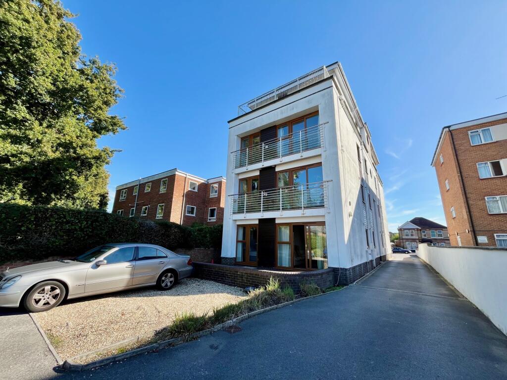 Main image of property: Richmond Park Road, Bournemouth