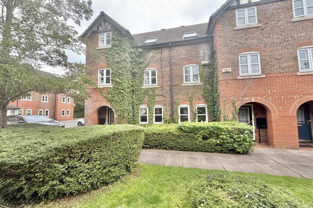 Main image of property: 27 Pencarrow Close, Didsbury