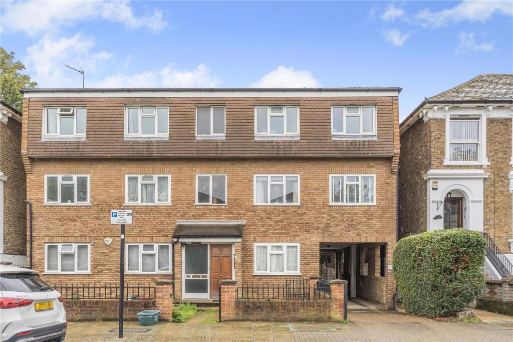 Main image of property: Cambridge Road North, London, W4