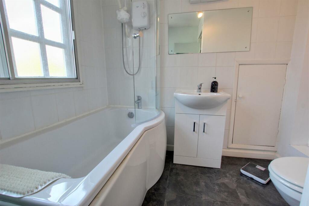 2 bedroom terraced house for sale in Eastgate, Beverley, HU17