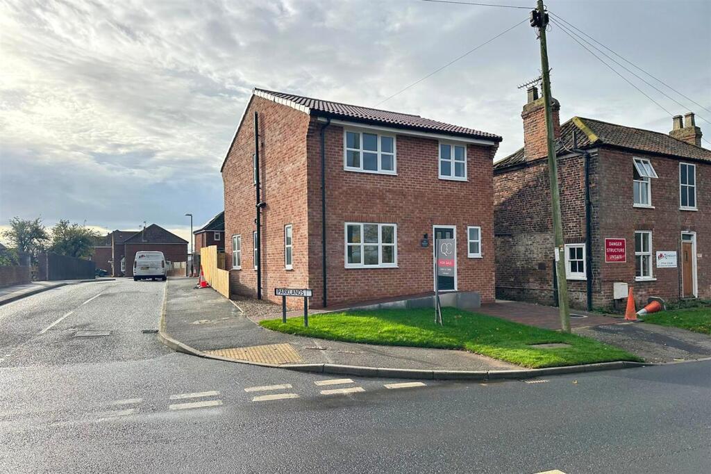 Main image of property: Main Street, Beeford