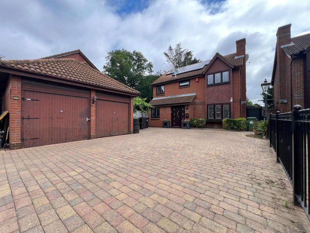 Main image of property: Rockingham Avenue, Hornchurch
