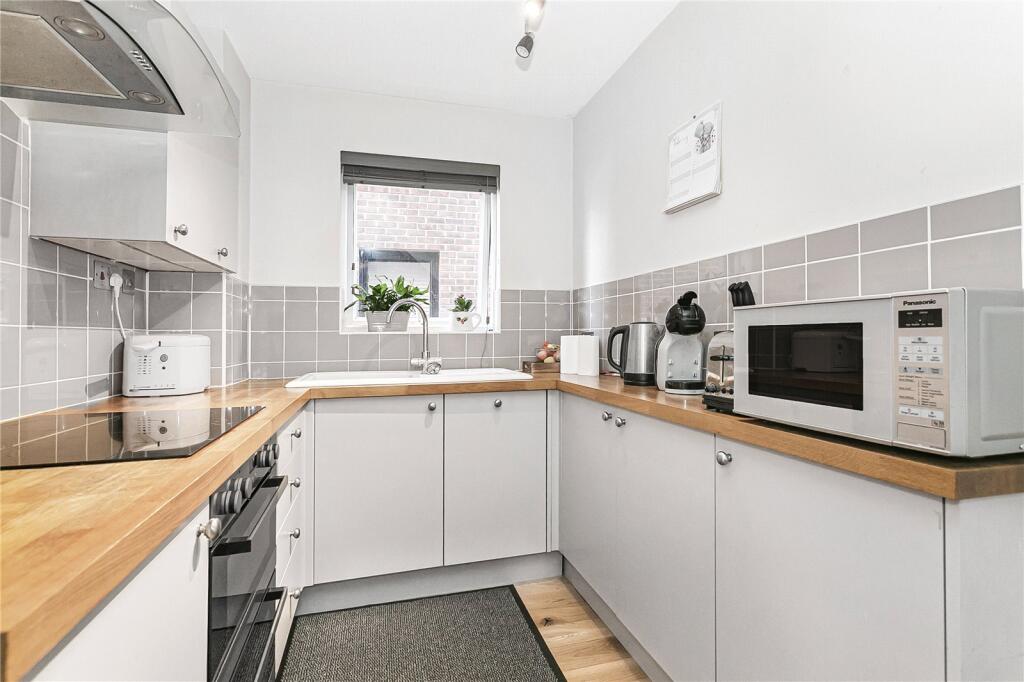 Main image of property: Kelly Close, Upper Halliford, Middlesex, TW17