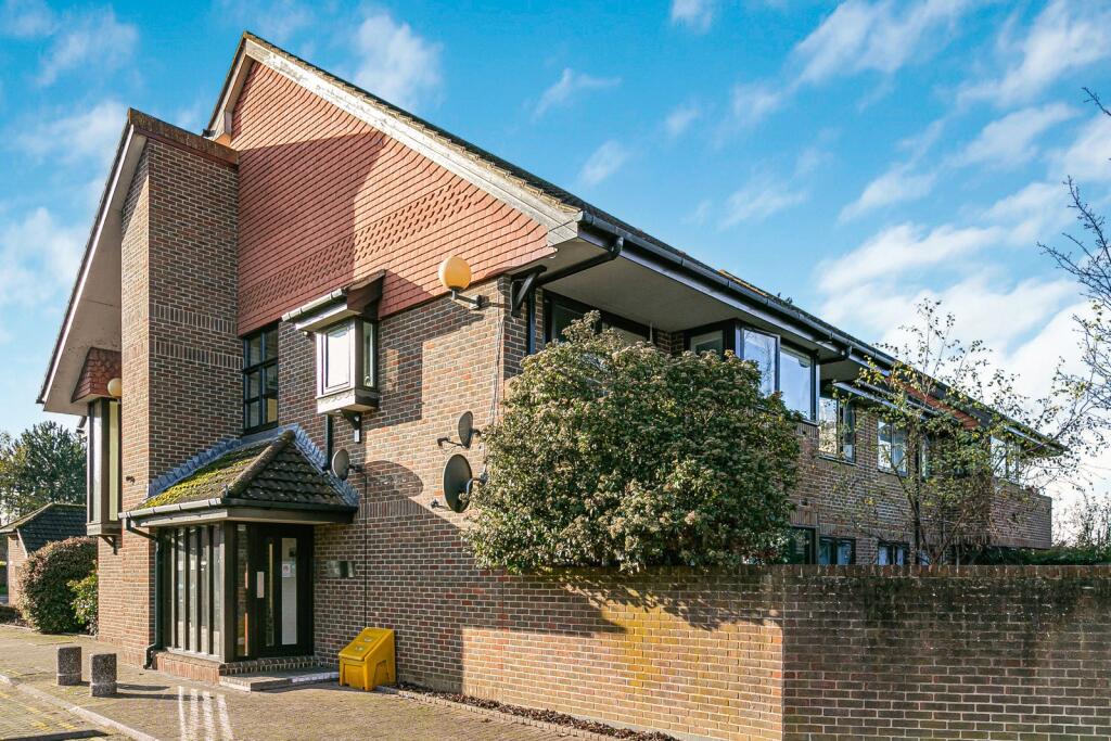 Main image of property: Rosslyn Close, Sunbury On Thames, Middlesex, TW16