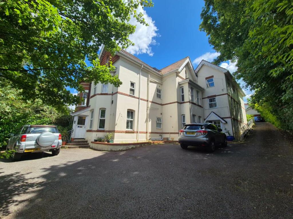 1 bedroom flat for rent in Surrey Road South, Westbourne, Bournemouth, BH4