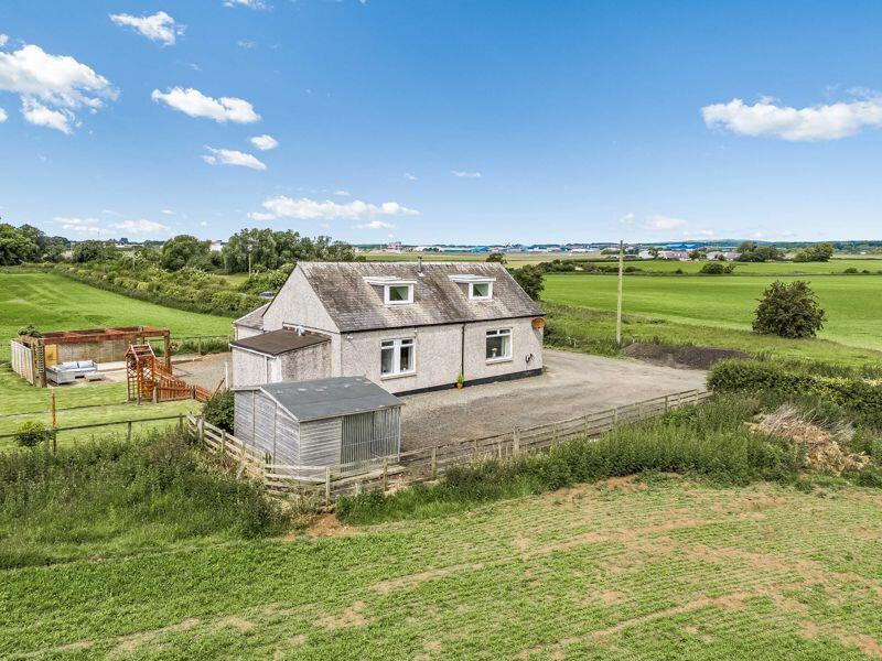 3 bedroom cottage for sale in Clune Cottage, Prestwick KA9 2ST, KA9