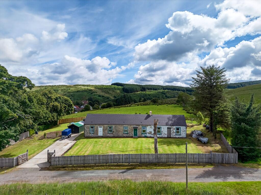Main image of property: Gatefauldhead Cottage, Dalmellington, KA6 7PR