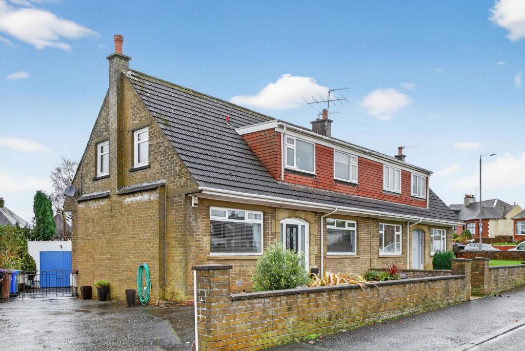 Main image of property: 2a Meadowpark, Ayr, KA7 2LN