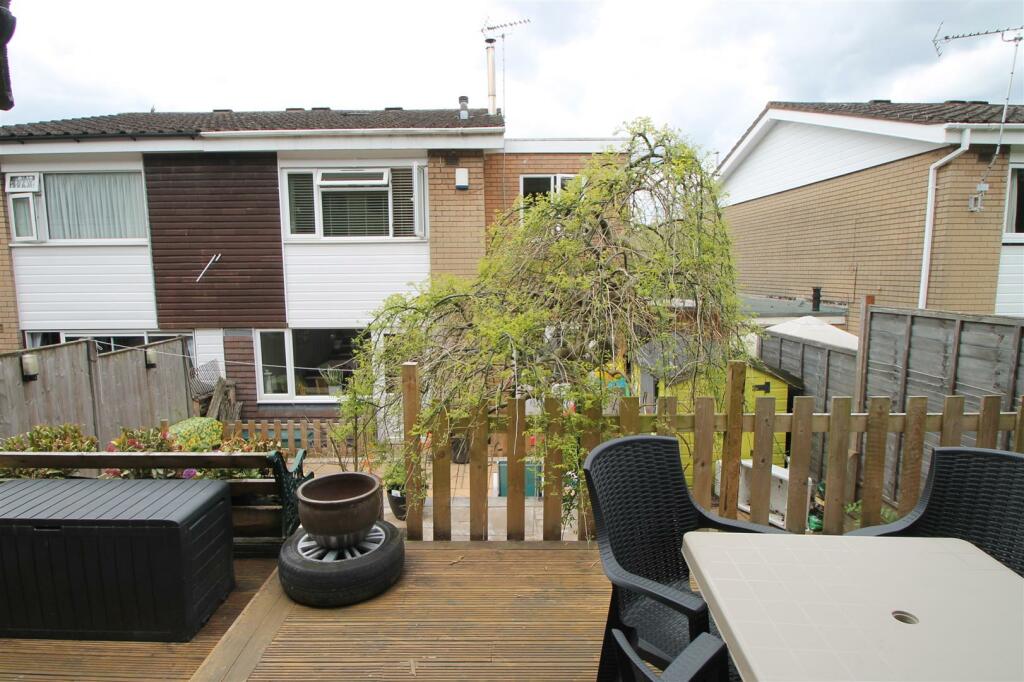 4 bedroom semidetached house for sale in Lutley Mill Road, Halesowen, B63
