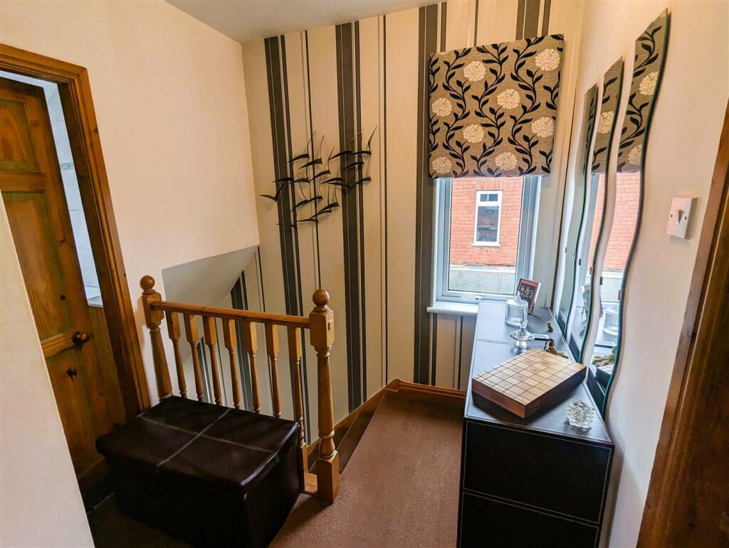 Additional property image - Long Lane, Halesowen