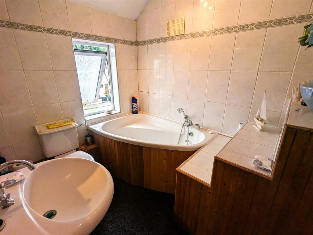 Additional property image - Long Lane, Halesowen