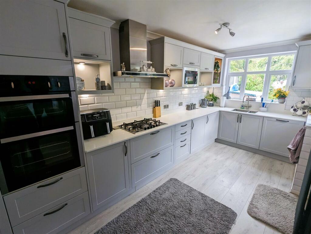 Additional property image - Beech Road, Tividale, Oldbury