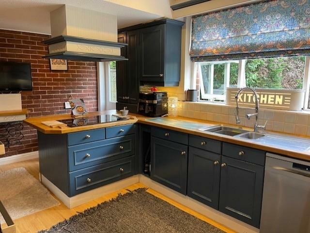Additional property image - Manor Abbey Road, Halesowen