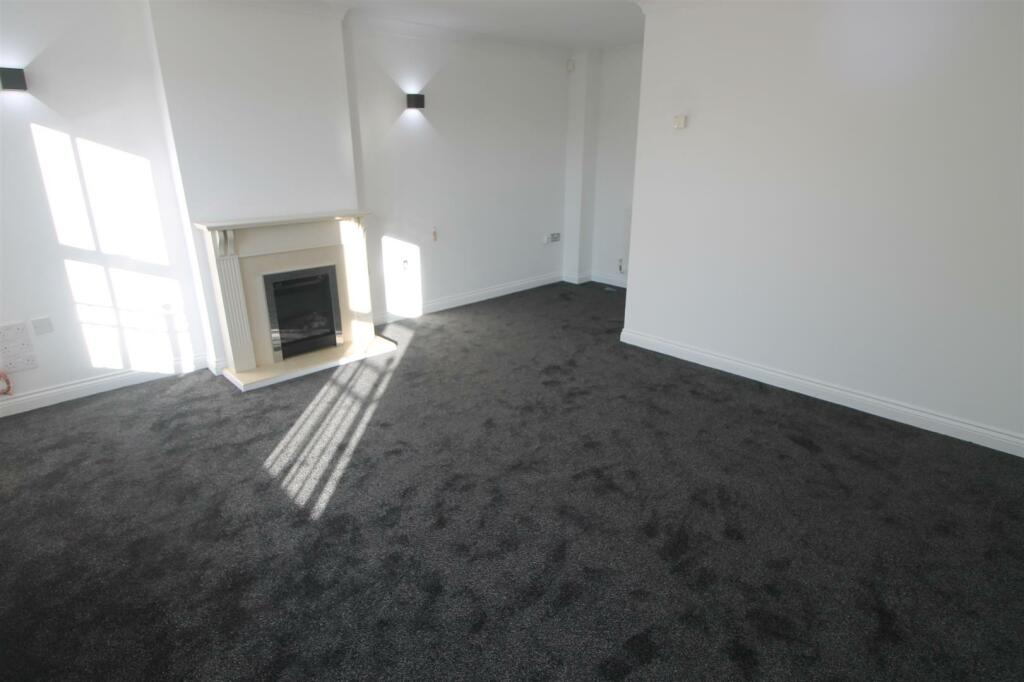 Additional property image - Ashbourne Ridge, Halesowen
