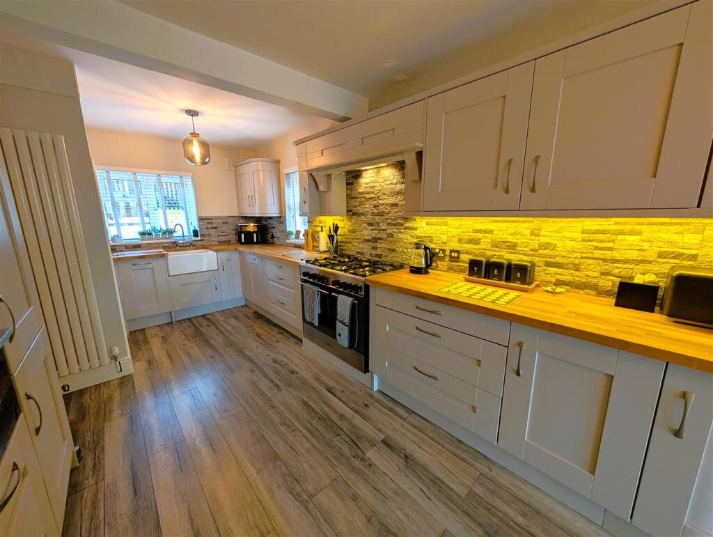 Additional property image - Farm Road, Rowley Regis