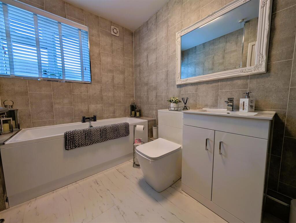Additional property image - Farm Road, Rowley Regis