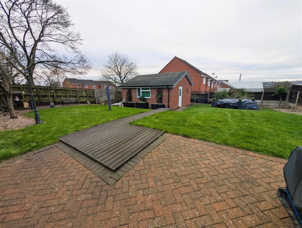 Additional property image - Farm Road, Rowley Regis