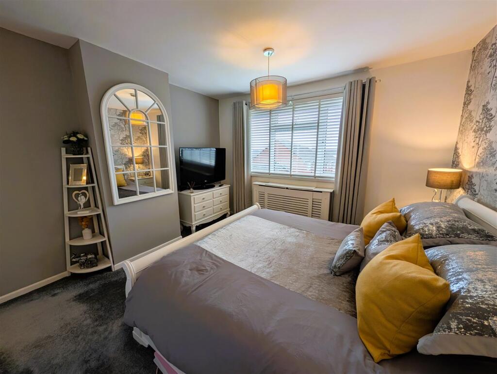 Additional property image - Farm Road, Rowley Regis