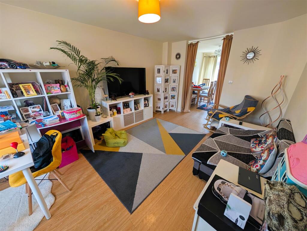 Additional property image - Kingsway, Oldbury