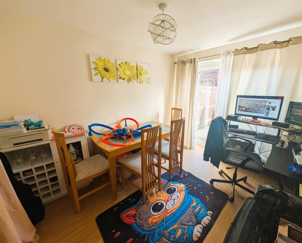 Additional property image - Kingsway, Oldbury
