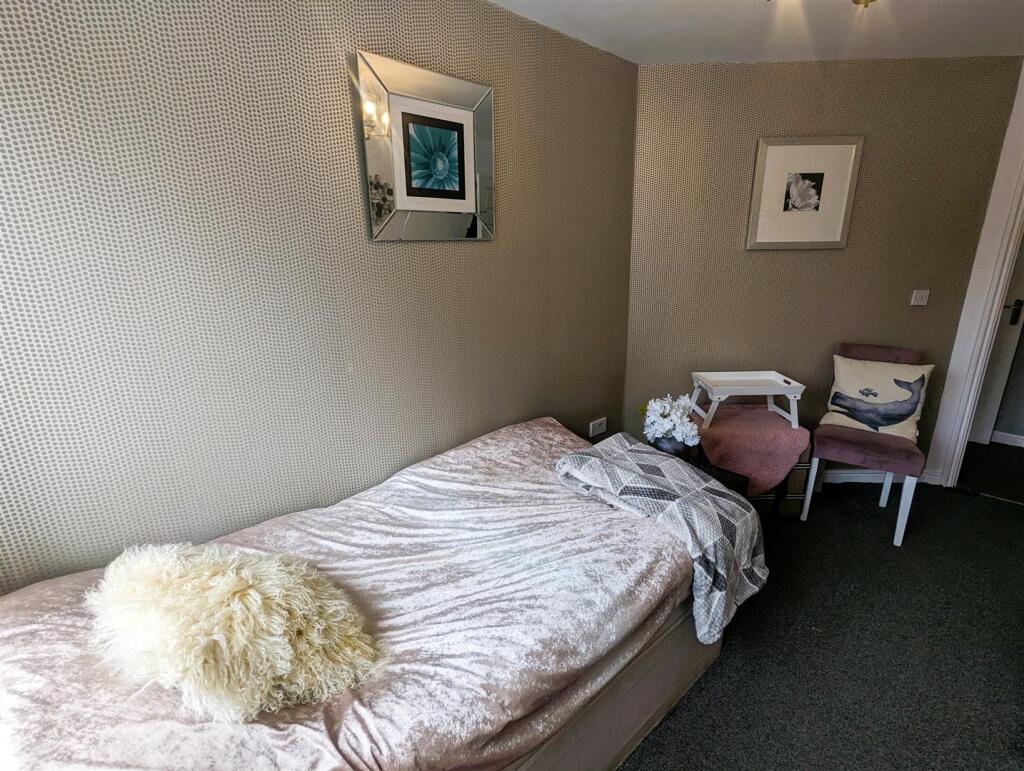 Additional property image - Ashwood Close, Oldbury