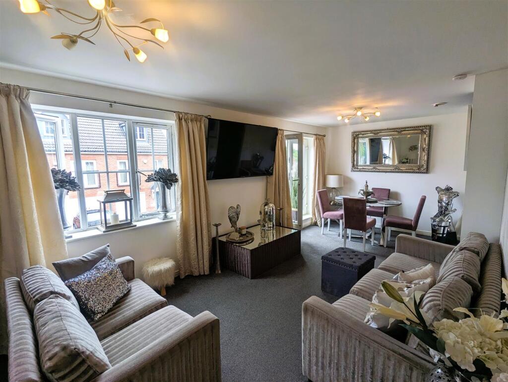 Additional property image - Ashwood Close, Oldbury
