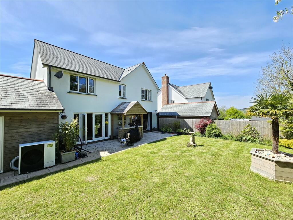 4 bedroom detached house for sale in Roborough, Winkleigh, EX19