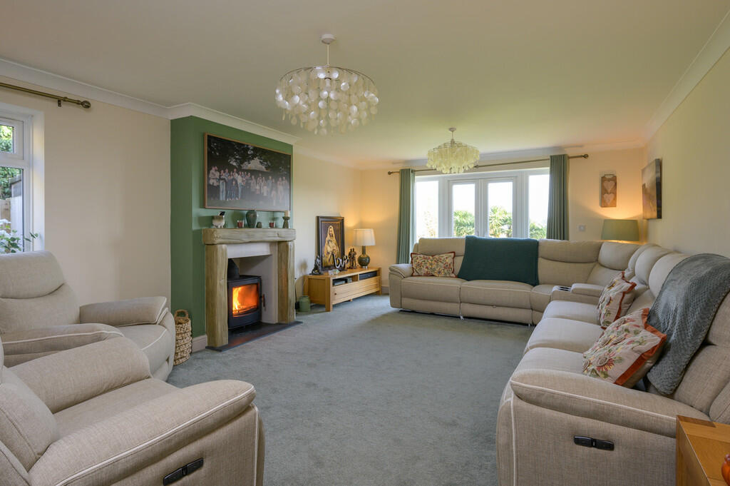 Additional property image - Bath Old Road, Bath, Somerset