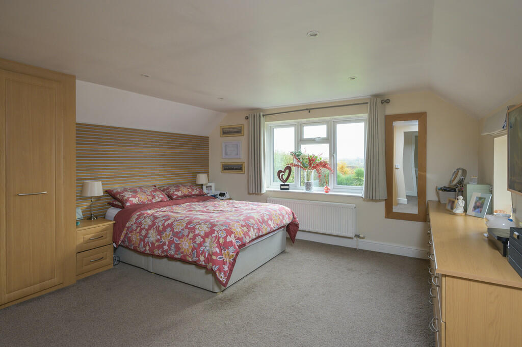 Additional property image - Bath Old Road, Bath, Somerset