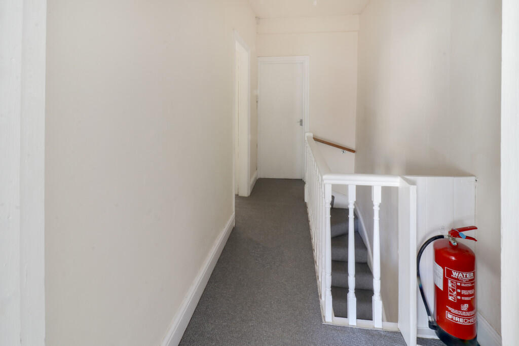 Additional property image - Triangle North
