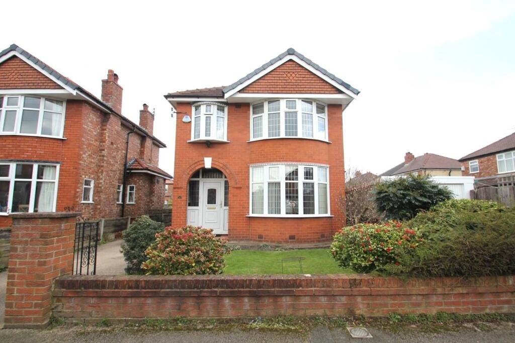 3 bedroom detached house for sale in Newstead Road, Davyhulme, M41