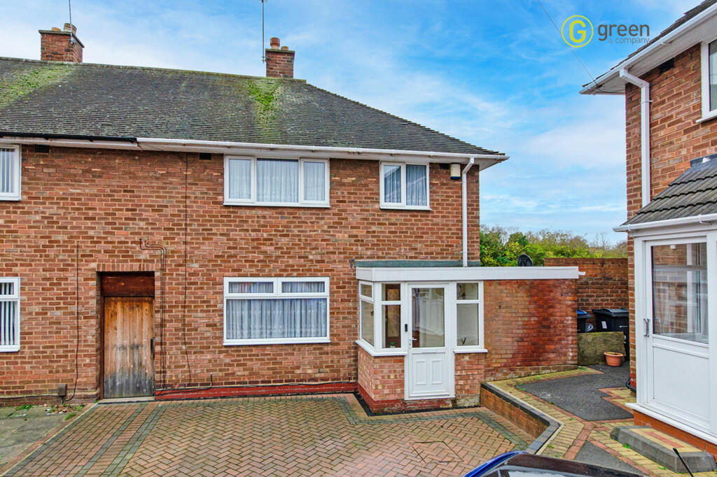 3 bedroom end of terrace house for sale in Farmoor Grove, Shard End, B34