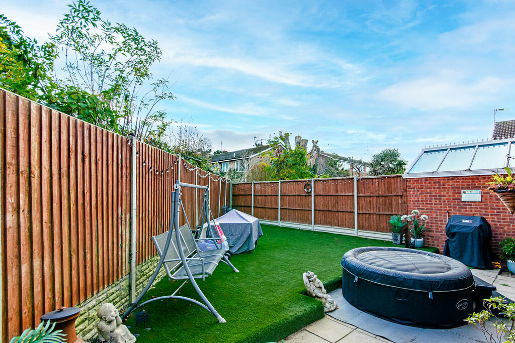 Additional property image - Burrow Hill Close, Castle Bromwich