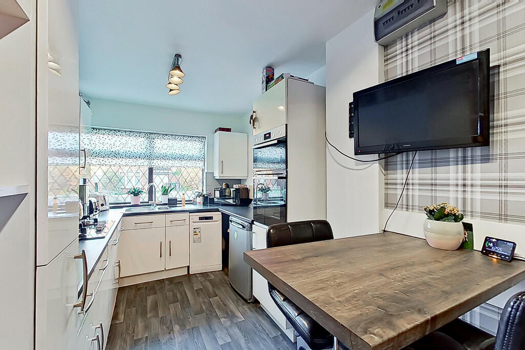 Additional property image - Burrow Hill Close, Castle Bromwich