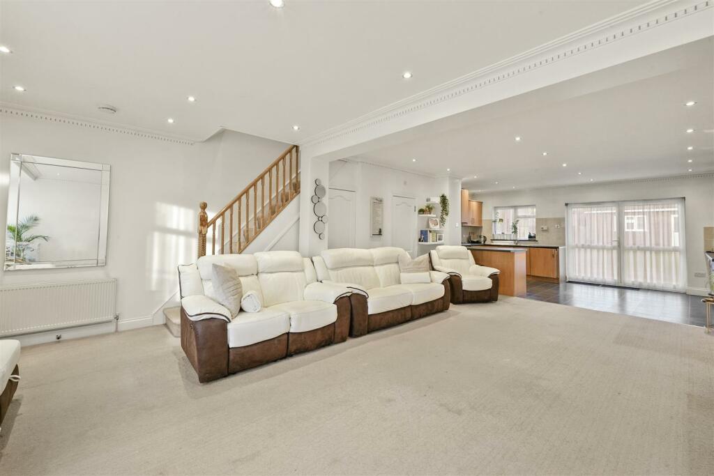 3 bedroom terraced house for sale in Empire Road, Perivale, GREENFORD, UB6