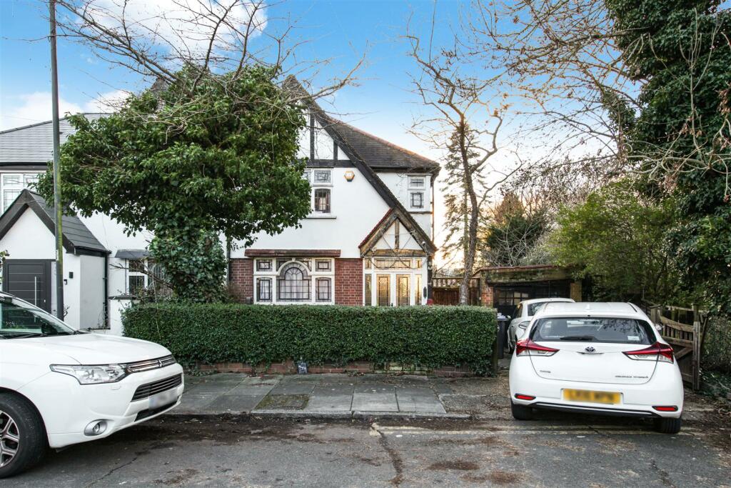 3 bedroom semidetached house for sale in Nathans Road, Sudbury, Wembley, HA0