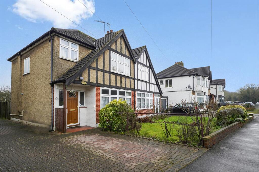 3 bedroom semi-detached house