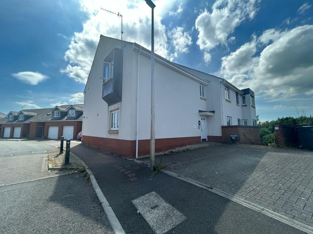 Main image of property: Oakfields, Tiverton