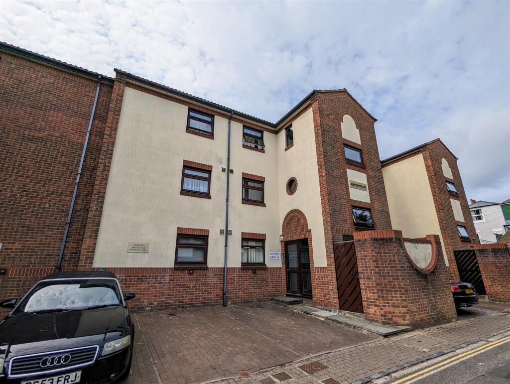 Main image of property: BUSH STREET EAST, SOUTHSEA,PO5 3BL