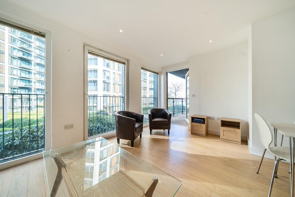 Main image of property: Imperial Building, Duke of Wellington Avenue, London SE18
