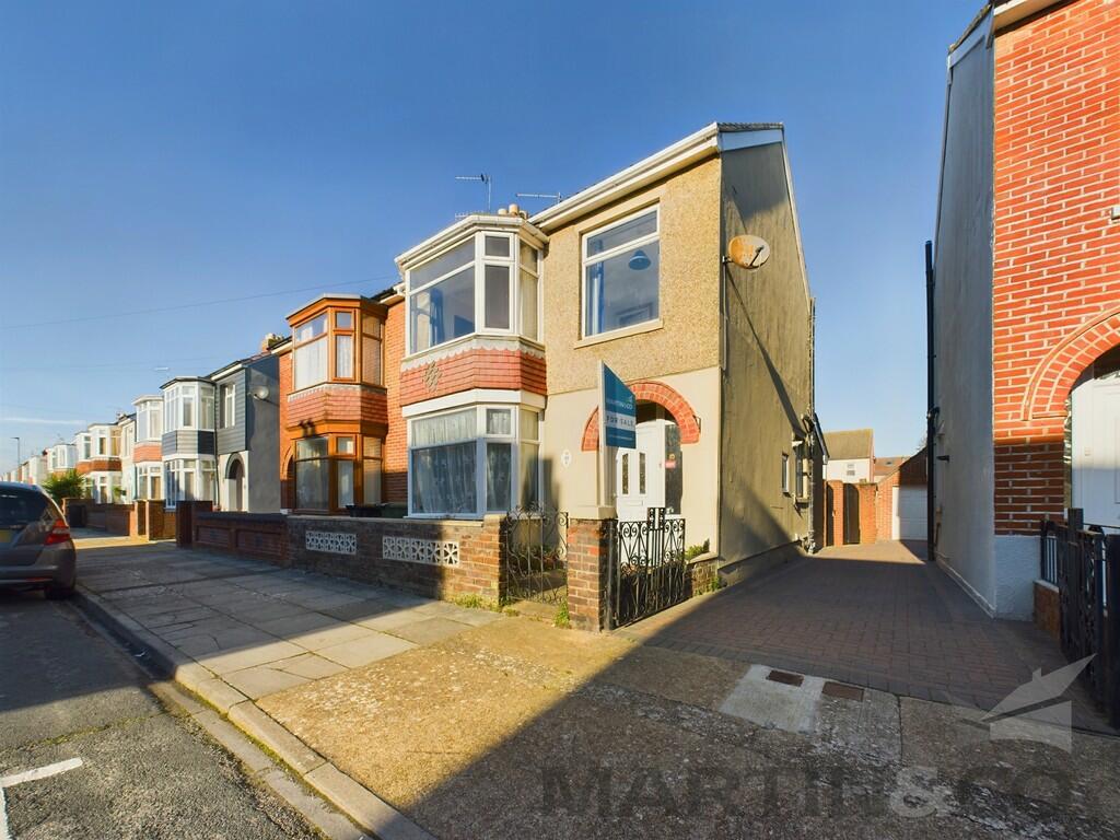 3 bedroom semidetached house for sale in Madeira Road, Hilsea, PO2