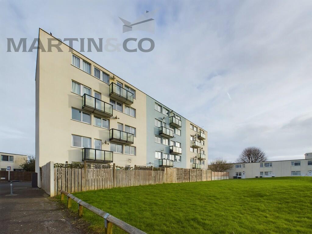 2 bedroom for sale in Cornwell Close, Alver Valley, PO13