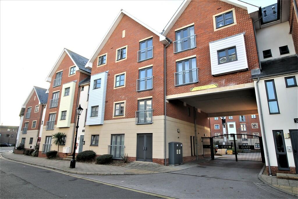 2 bedroom apartment for rent in St James's Street, Portsmouth, PO1