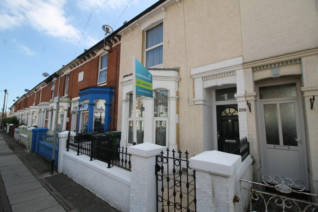 5 bedroom terraced house for rent in Fawcett Road, Southsea, PO4