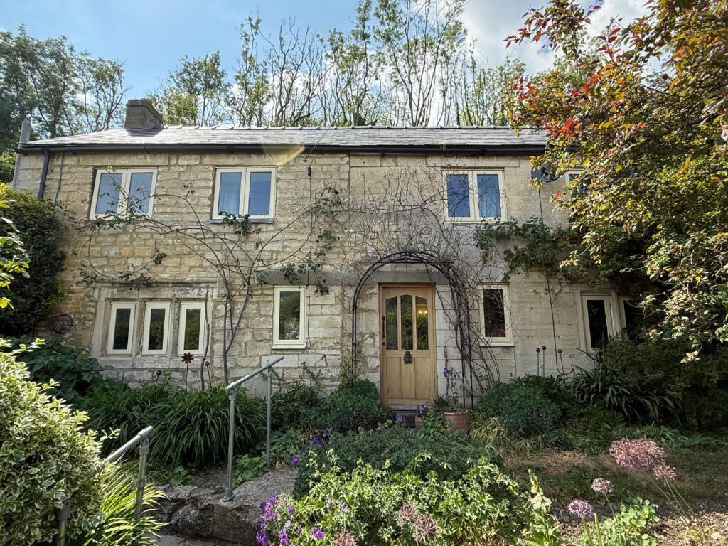 Main image of property: Ruscombe, Stroud
