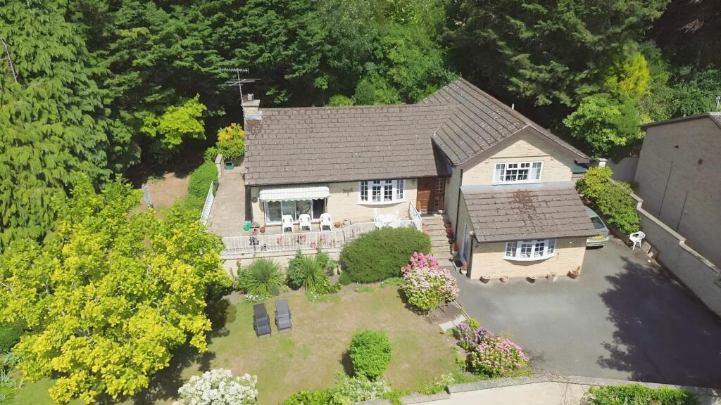 Main image of property: Castle Rise, Stroud