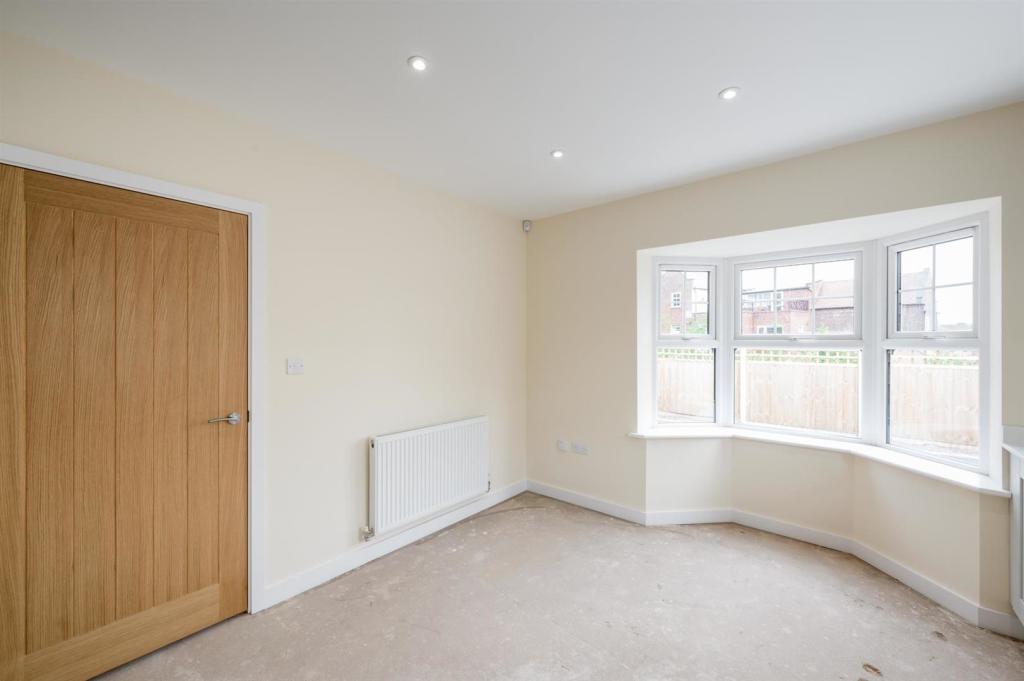 2 bedroom detached bungalow for sale in Wolverhampton Road